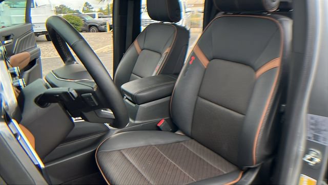 Used 2023 GMC Canyon AT4 w/ AT4 Premium Package AWD/4WD image 18