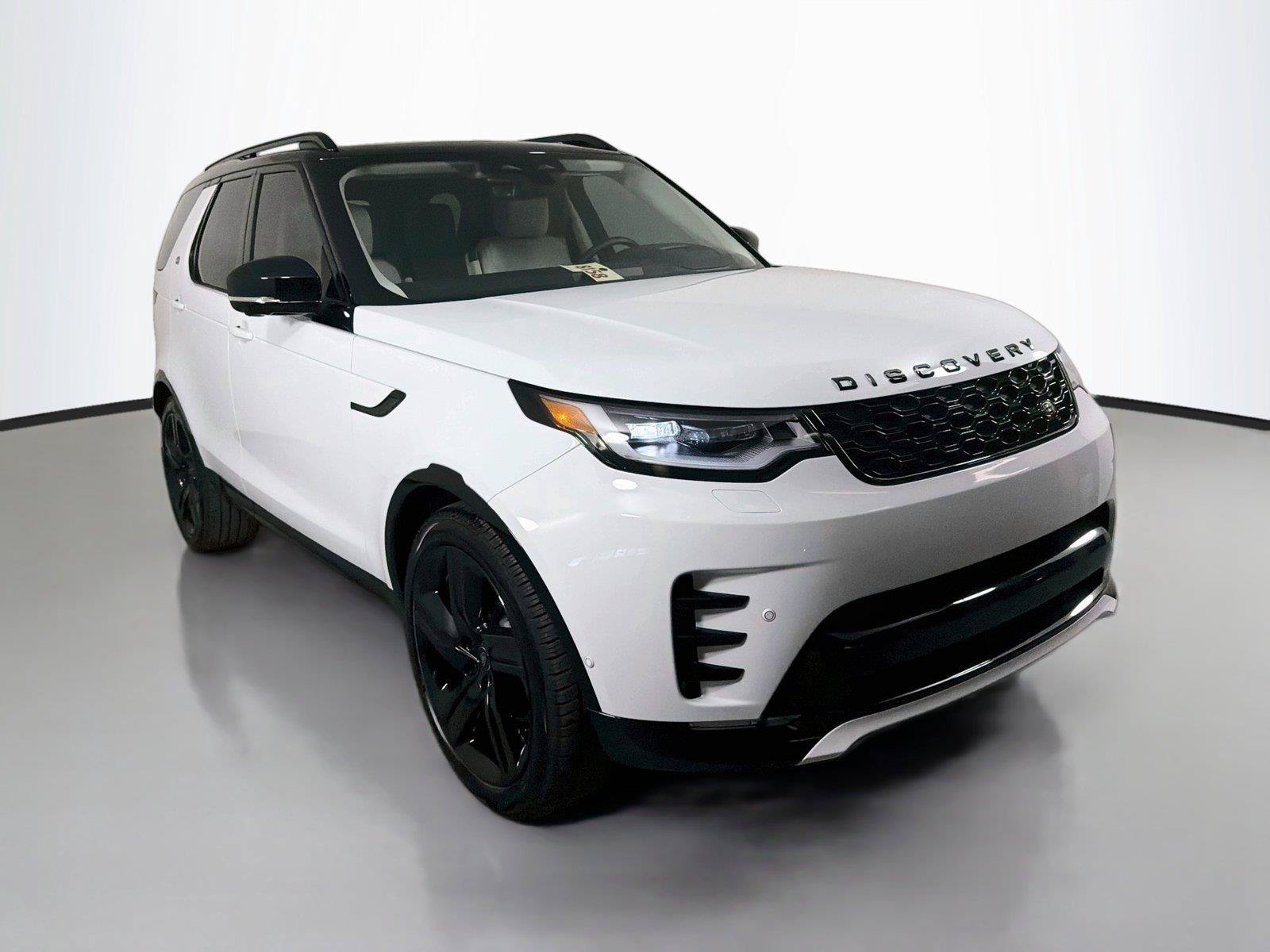 New 2026 Land Rover Discovery Dynamic SE AWD/4WD image 3