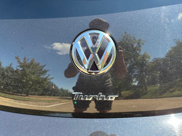 Used 2013 Volkswagen Beetle 2.0T FWD image 37