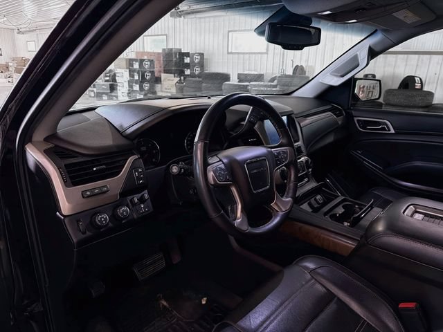 Used 2018 GMC Yukon Denali AWD/4WD image 8