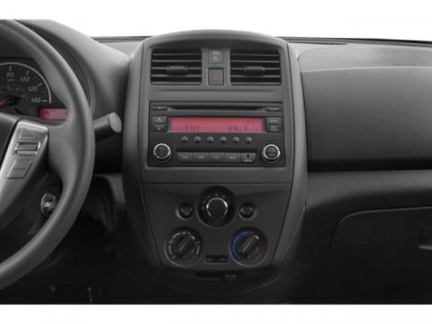 Used 2019 Nissan Versa SV image 13