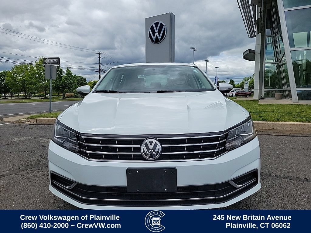 Used 2018 Volkswagen Passat 2.0T SE FWD image 23