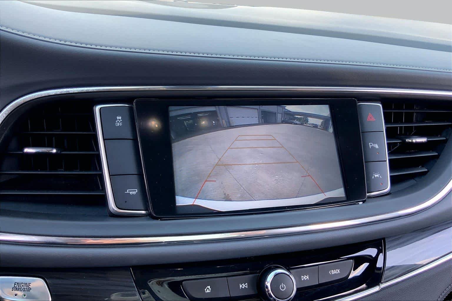 Used 2018 Buick Enclave Premium w/ Experience Buick Package FWD image 26
