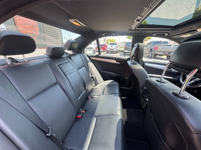 Used 2012 Mercedes-Benz C 250 Sedan image 40
