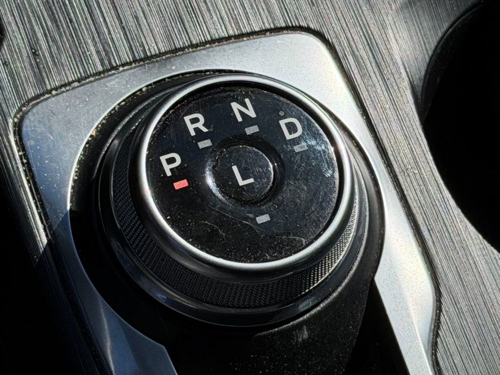 Used 2022 Ford Escape Titanium w/ Class II Trailer Tow Package image 21