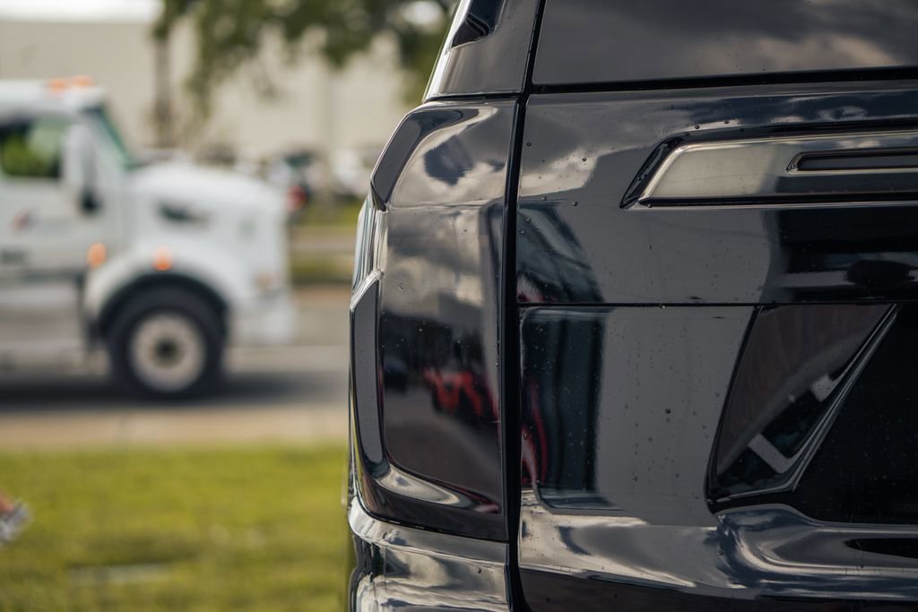 Used 2022 Chevrolet Tahoe RST w/ Sport Performance Package image 11