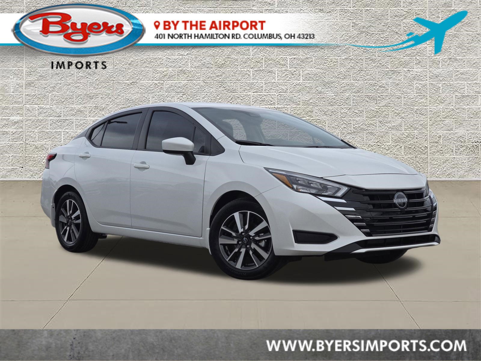 Used 2025 Nissan Versa SV w/ Trunk Package