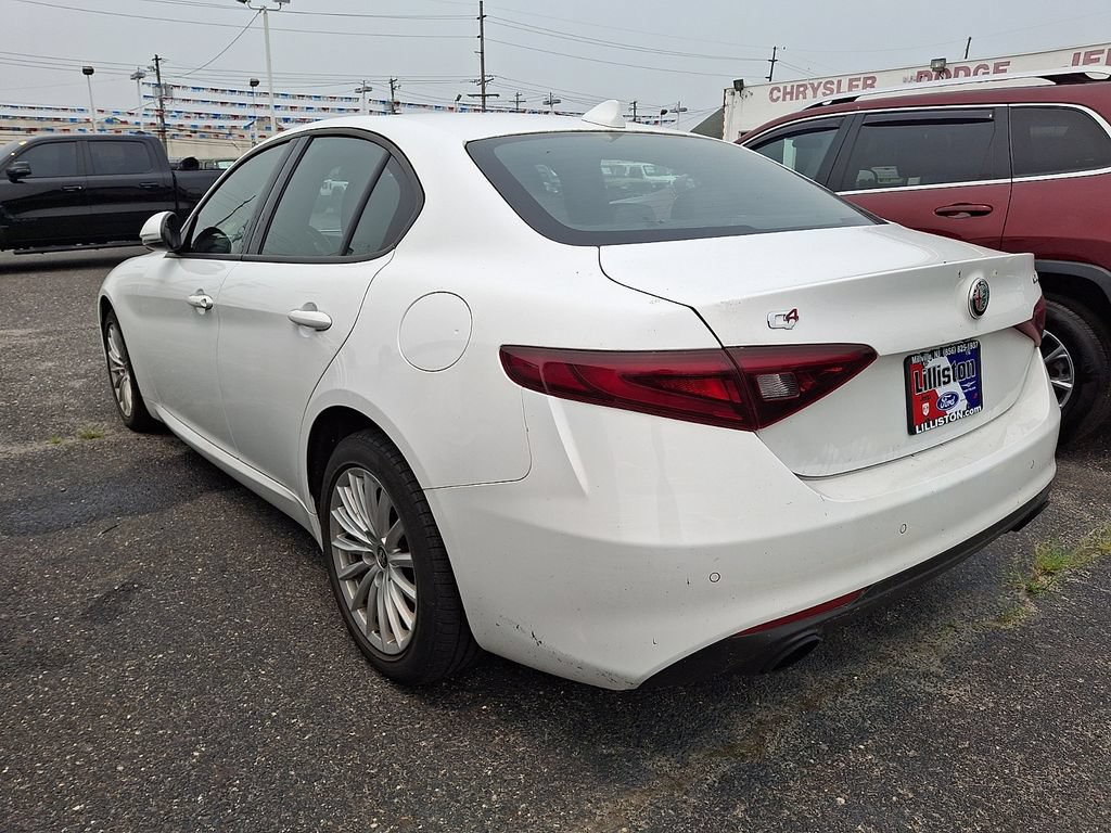 Used 2022 Alfa Romeo Giulia Sprint AWD/4WD image 6