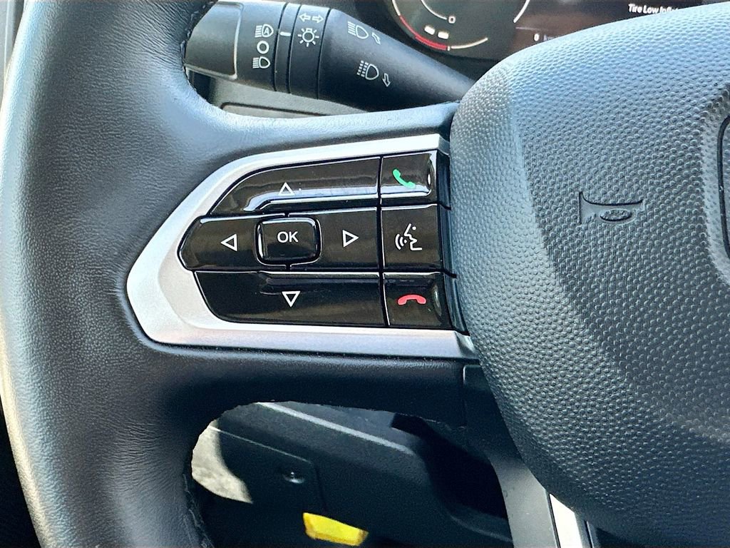 Used 2024 RAM ProMaster 3500 w/ Delivery Van Package image 25