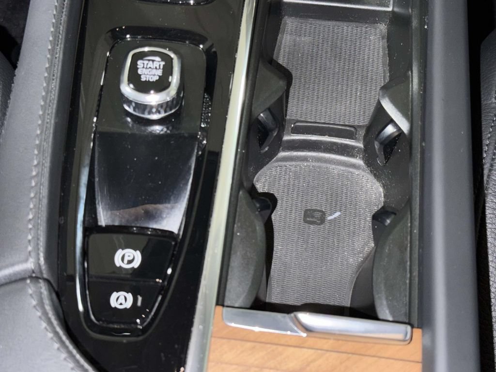 Used 2023 Volvo XC90 B6 Plus w/ Protection Package Premier AWD/4WD image 23