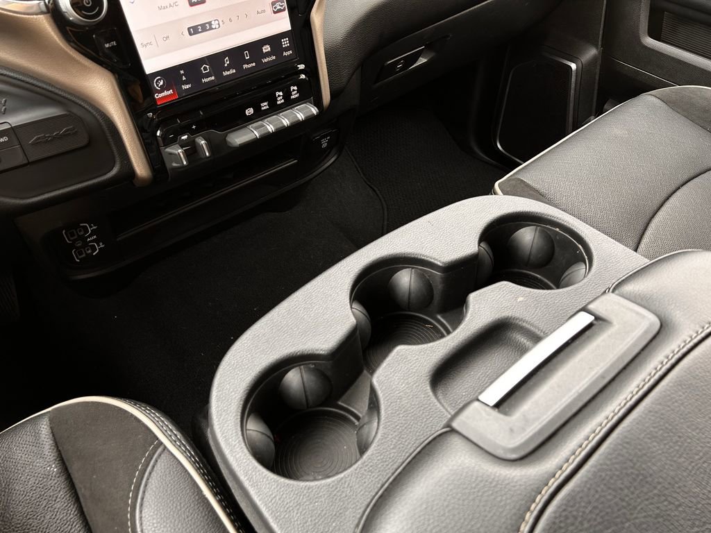 Used 2024 RAM 2500 Laramie image 22