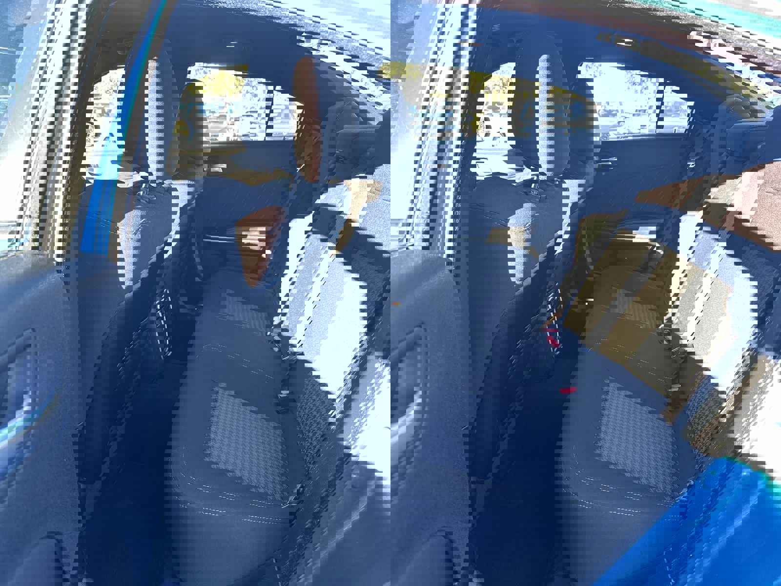 Used 2023 Dodge Charger R/T w/ Cold Weather Package image 31