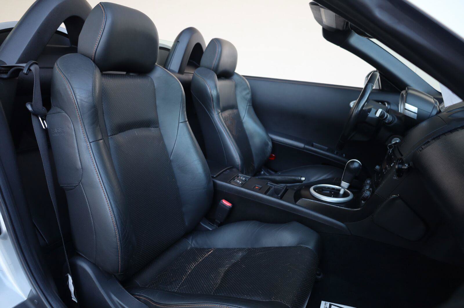 Used 2004 Nissan 350Z Touring RWD image 26