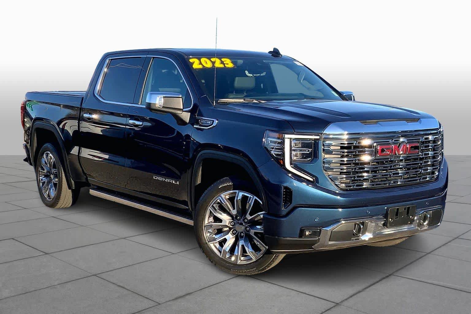 Used 2023 GMC Sierra 1500 Denali w/ Denali Reserve Package image 3