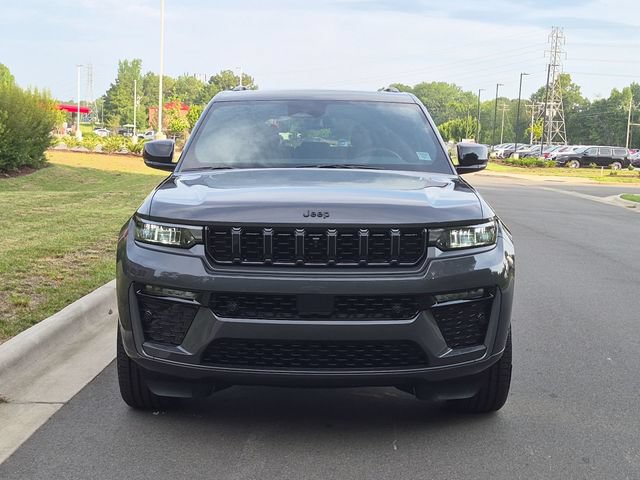 New 2026 Jeep Grand Cherokee Limited AWD/4WD image 16