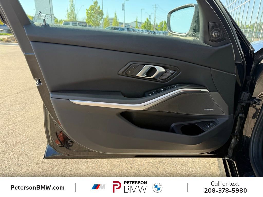 Certified 2025 BMW 330i xDrive Sedan w/ Convenience Package AWD/4WD image 13