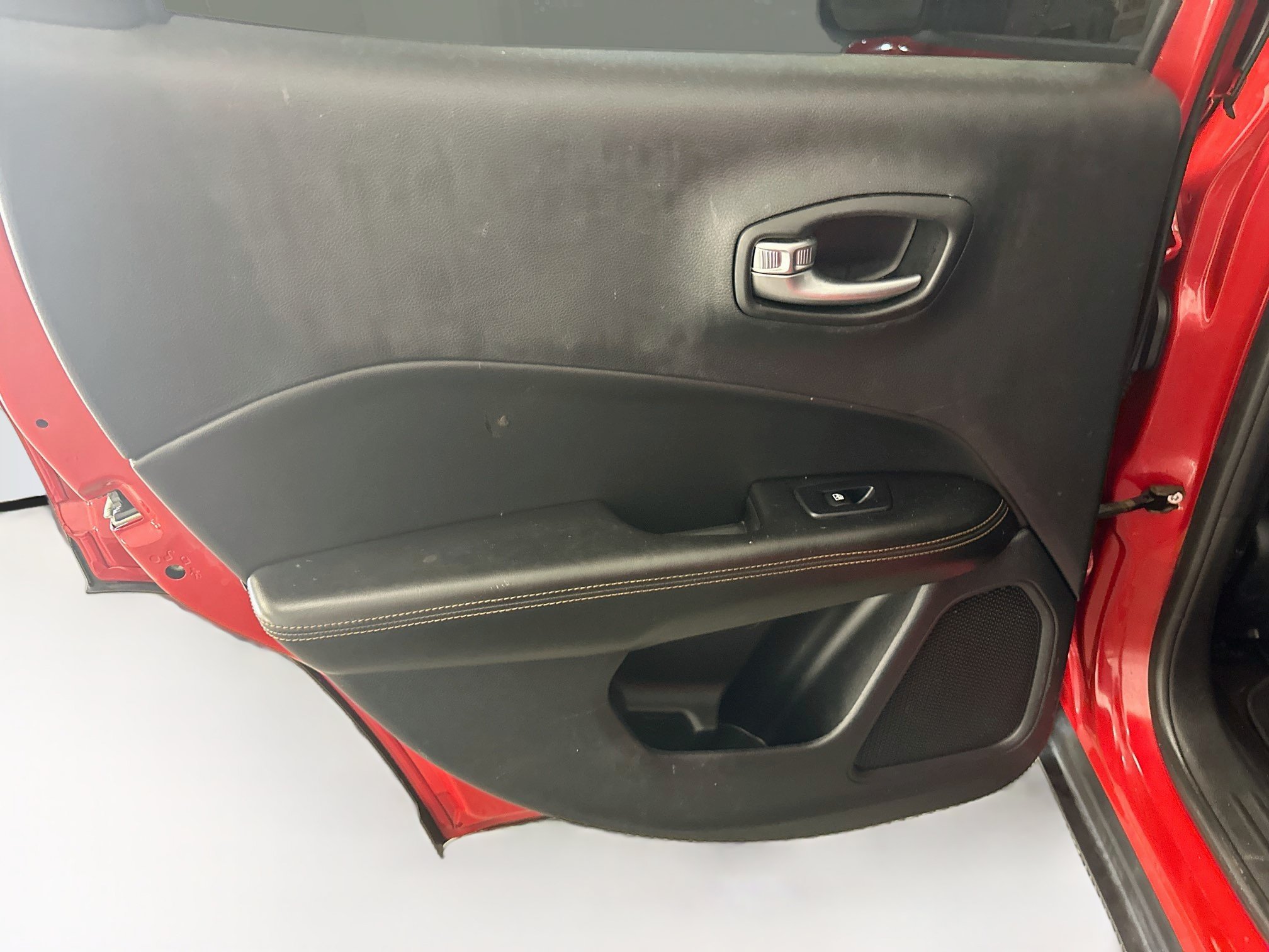 Used 2021 Jeep Compass Limited AWD/4WD image 27