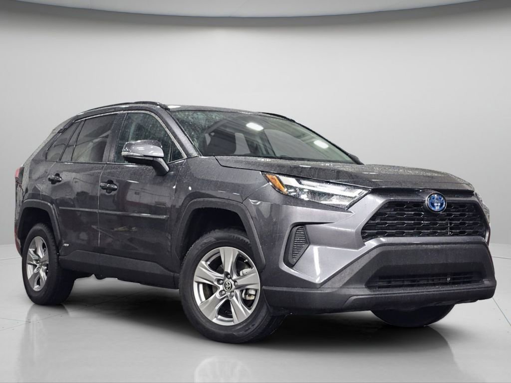 Used 2024 Toyota RAV4 LE AWD/4WD image 2
