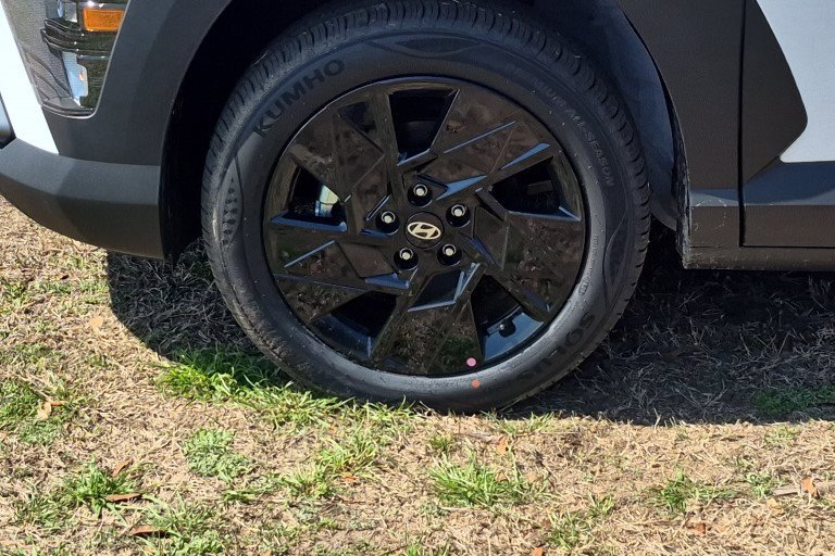 New 2027 Hyundai Kona SEL Sport FWD image 11