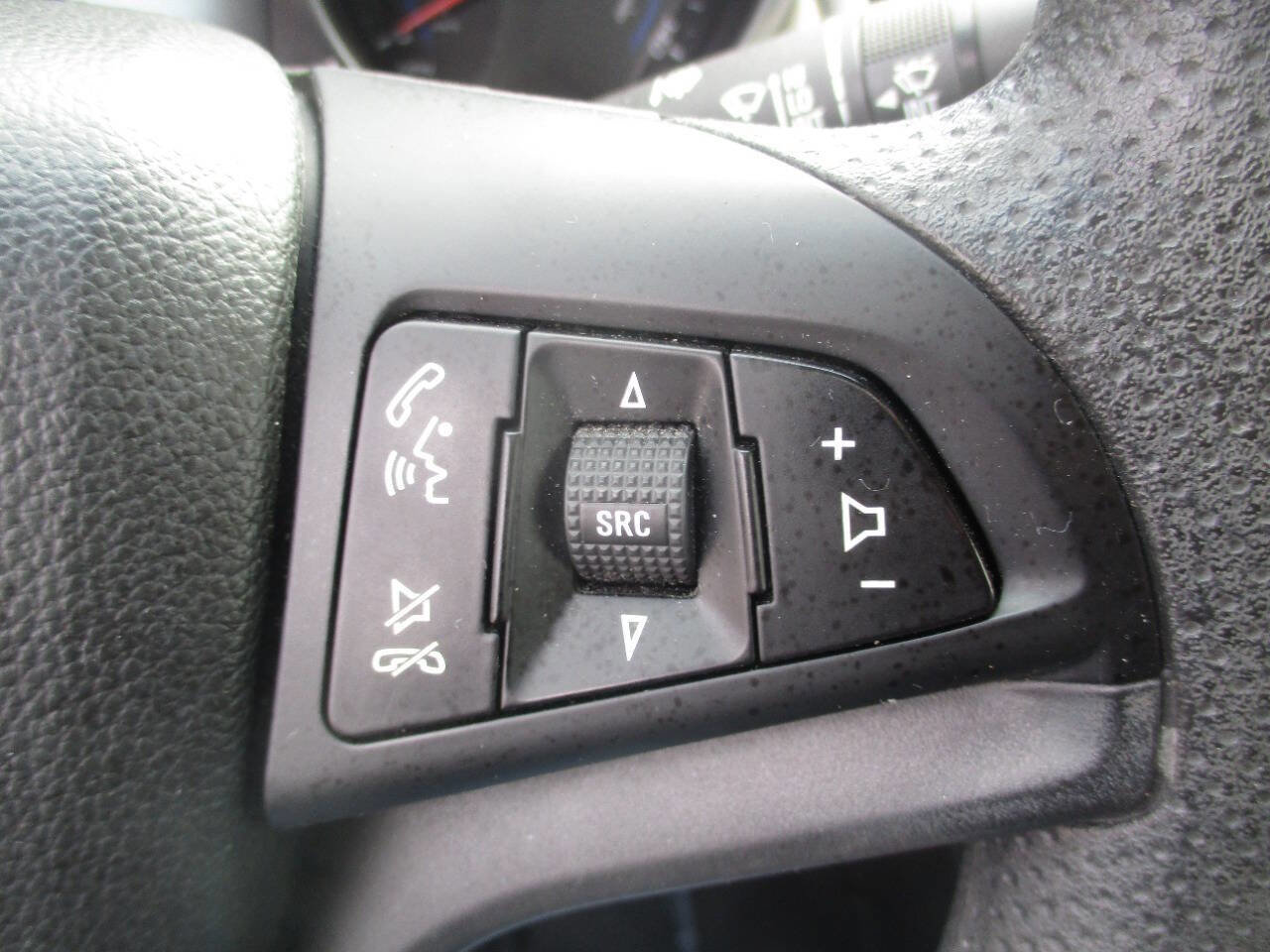 Used 2016 Chevrolet Cruze LS FWD image 16