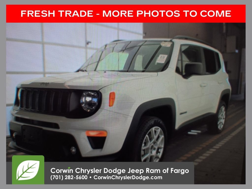 Used 2023 Jeep Renegade Latitude w/ Sun/Sound Group AWD/4WD image 1