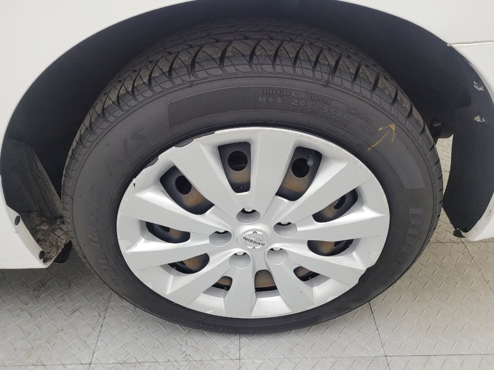 Used 2019 Nissan Sentra S image 31