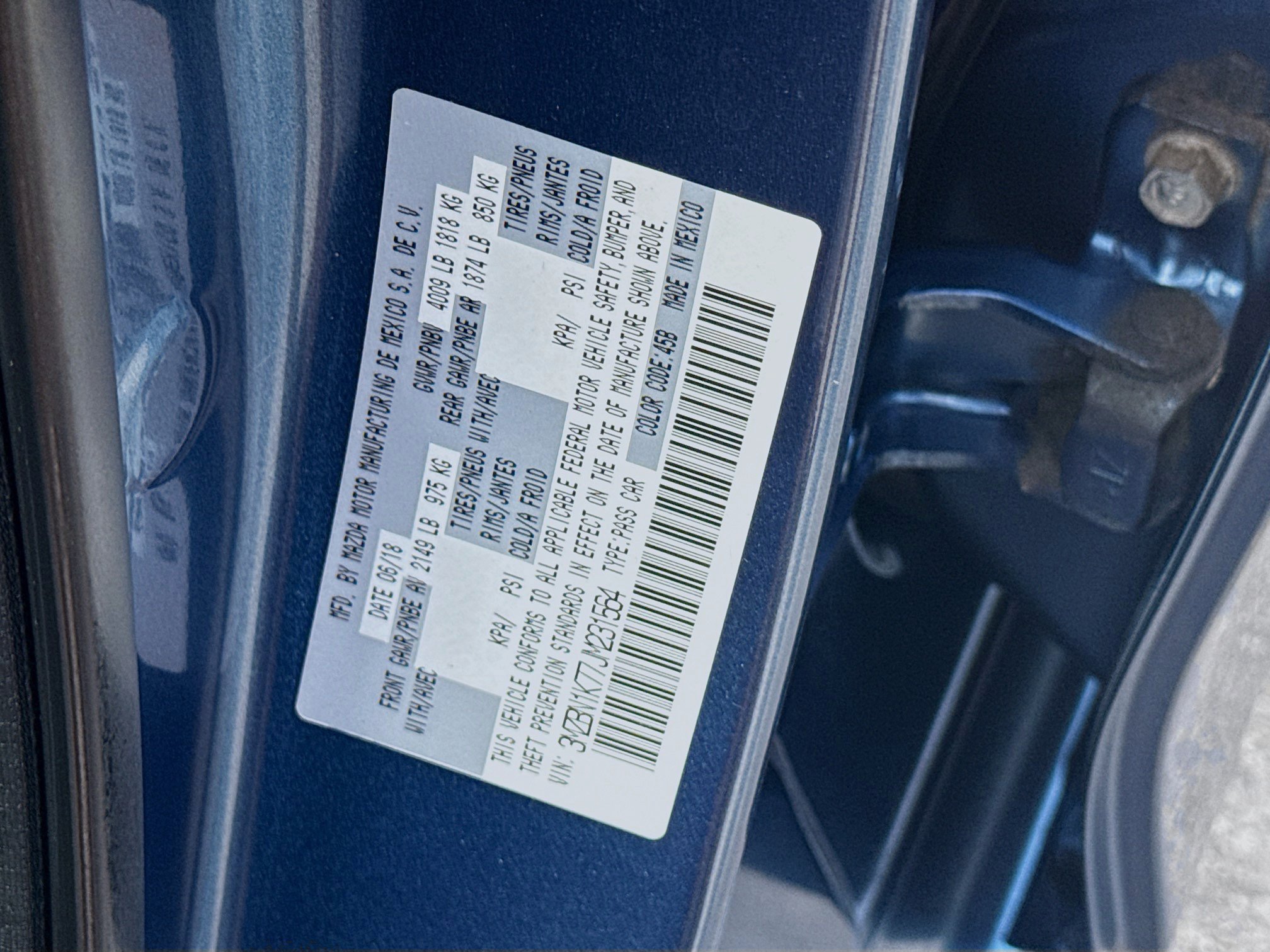 Used 2018 MAZDA MAZDA3 Sport FWD image 33