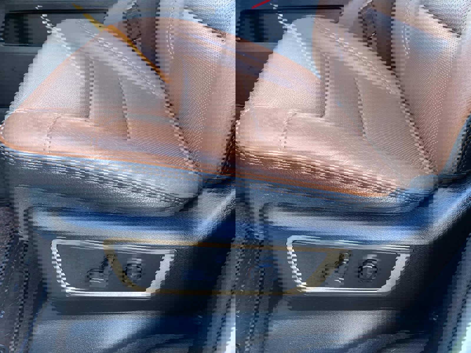 Used 2022 RAM 1500 Limited w/ Body Color Bumper Group image 28