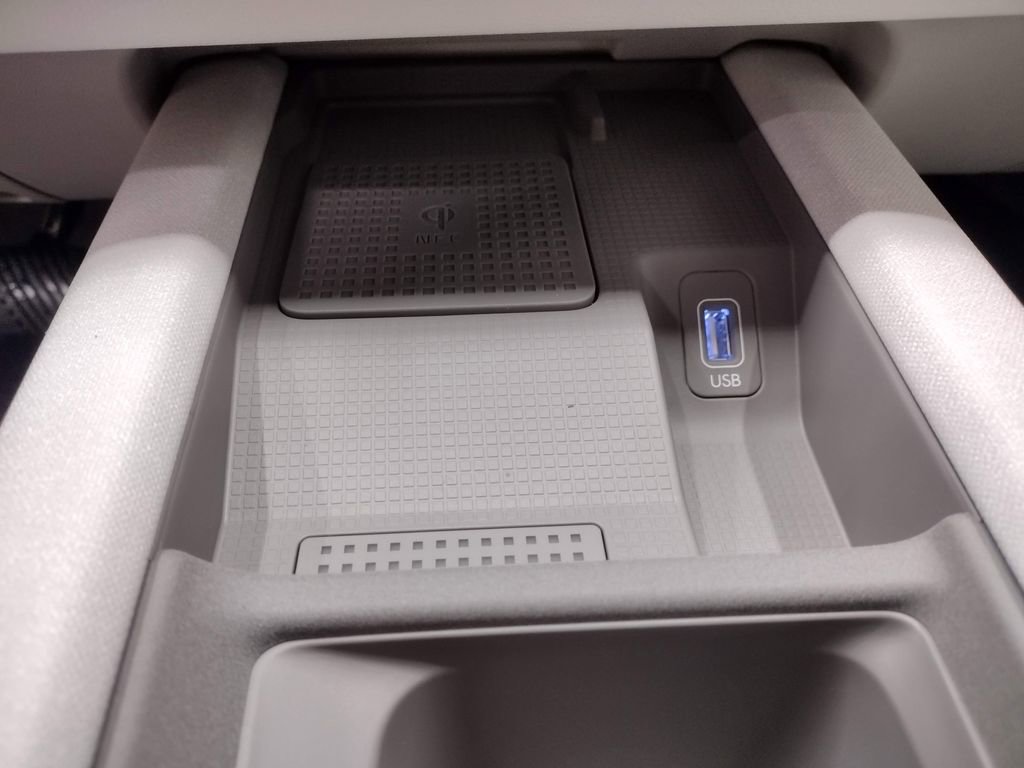 Certified 2025 Hyundai Ioniq 6 SEL image 30