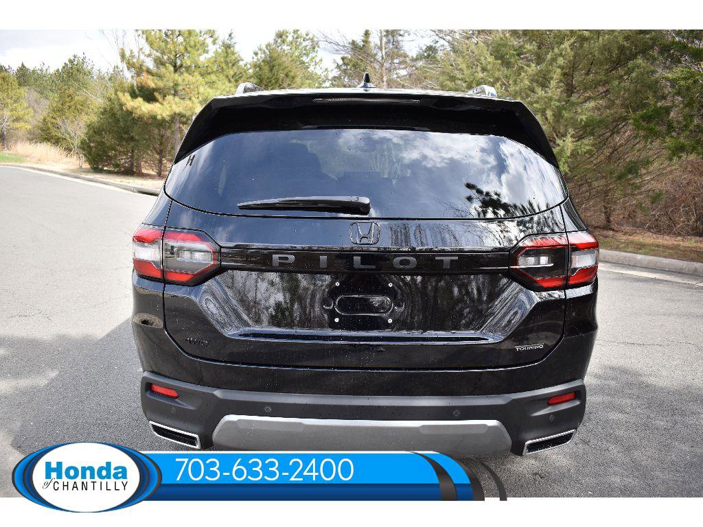 New 2026 Honda Pilot Touring image 6