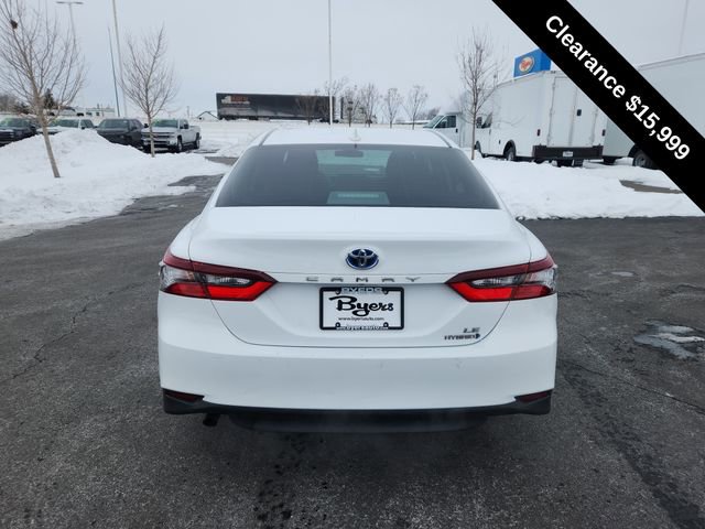 Used 2022 Toyota Camry LE FWD image 6