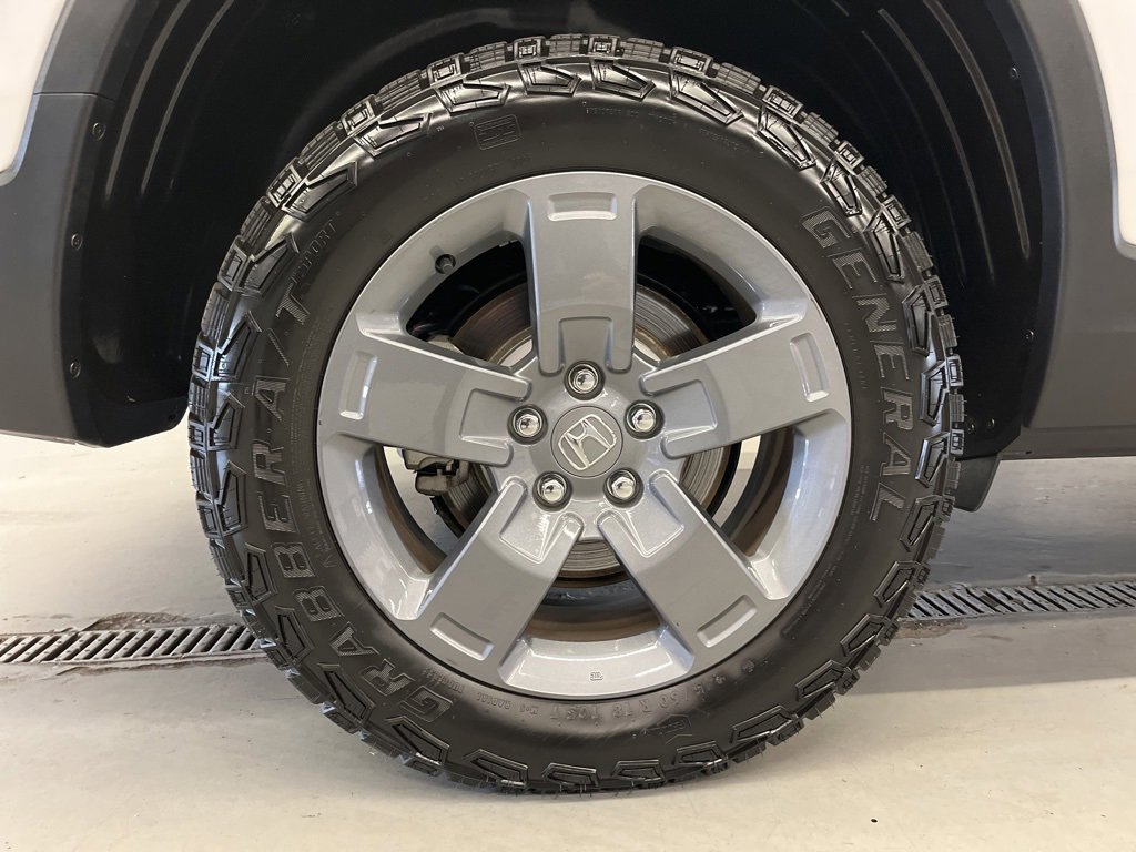 Used 2025 Honda Ridgeline TrailSport image 38