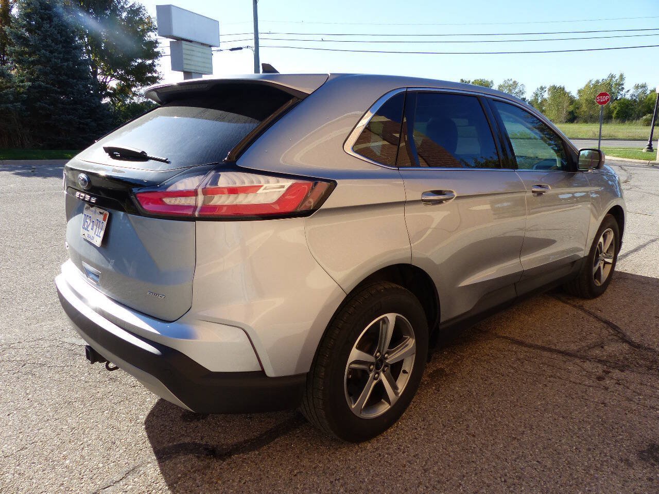 Used 2024 Ford Edge SEL w/ Convenience Package AWD/4WD image 11