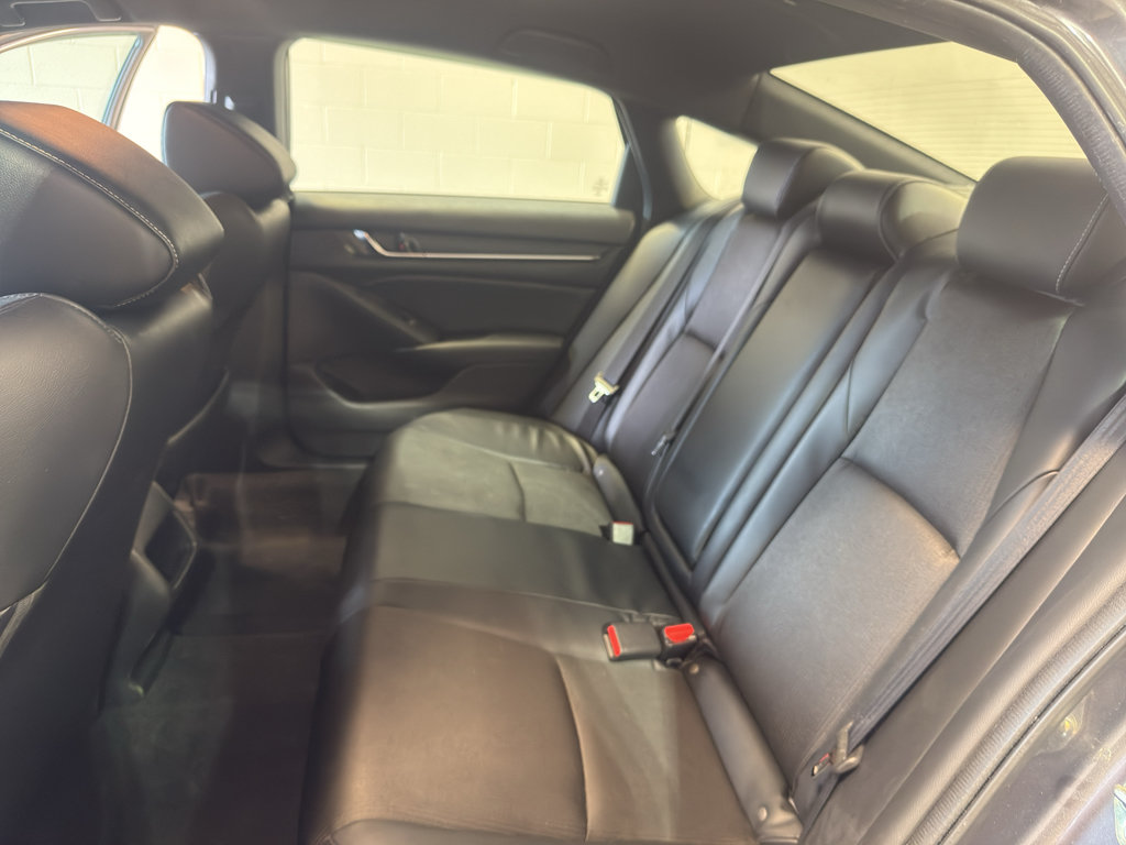 Used 2018 Honda Accord Sport image 27