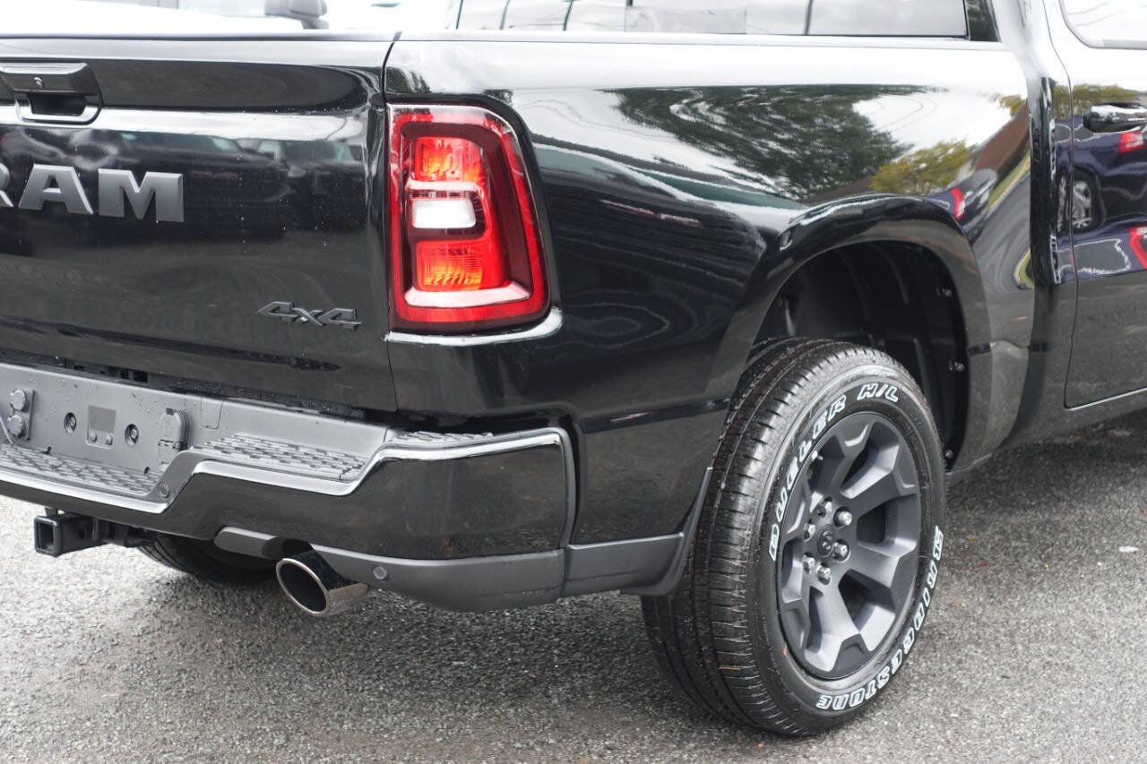 Used 2025 RAM 1500 Sport w/ Sport Level 1 Equipment Group AWD/4WD image 14