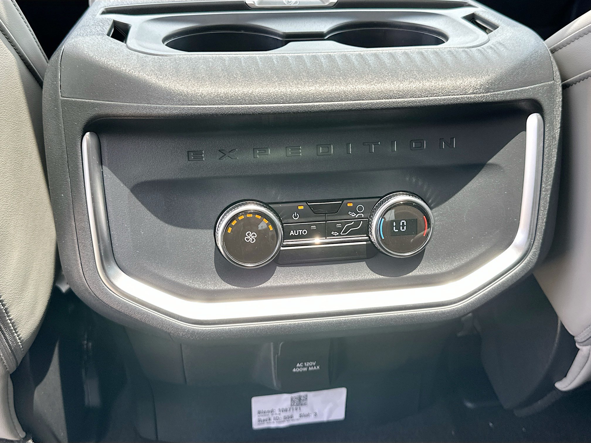 New 2026 Ford Expedition Active RWD image 18