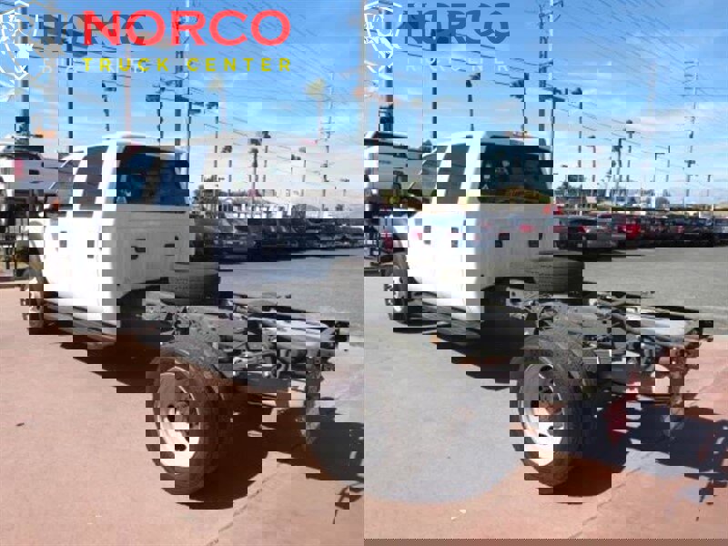 Used 2012 Ford F550 2WD Crew Cab Super Duty image 7