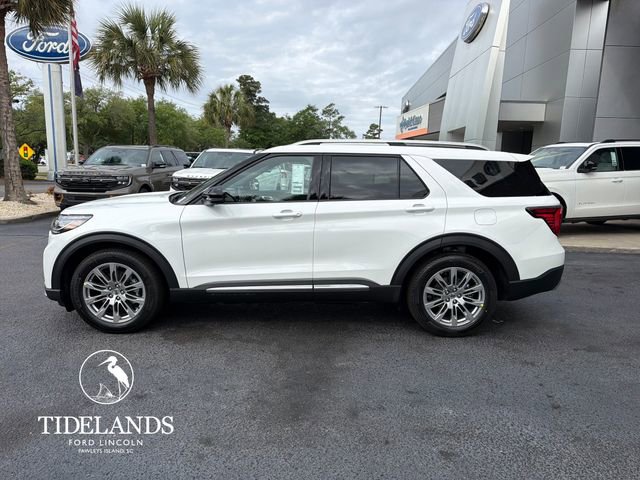 New 2026 Ford Explorer Platinum RWD image 4