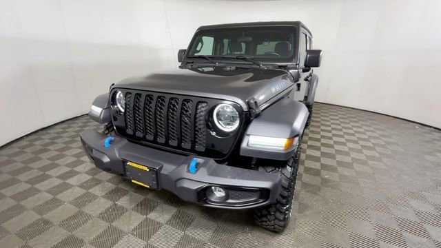 Used 2023 Jeep Wrangler Unlimited w/ Cold Weather Group AWD/4WD image 15