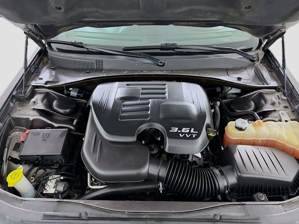 Used 2021 Chrysler 300 S RWD image 31