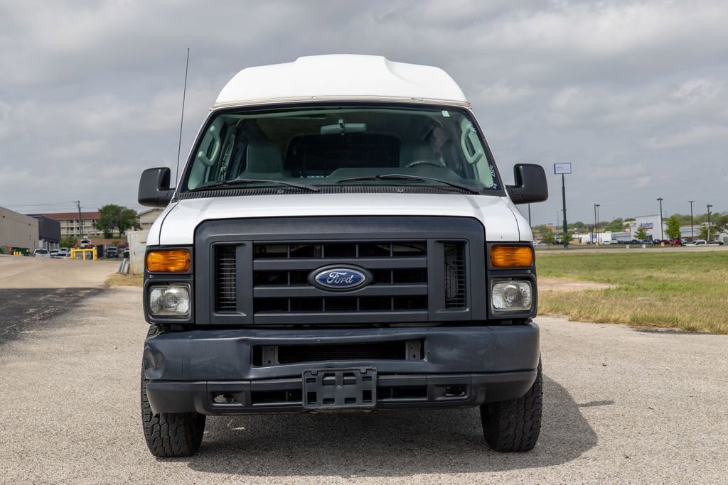 Used 2013 Ford E-250 and Econoline 250 Extended w/ PWR Group image 2