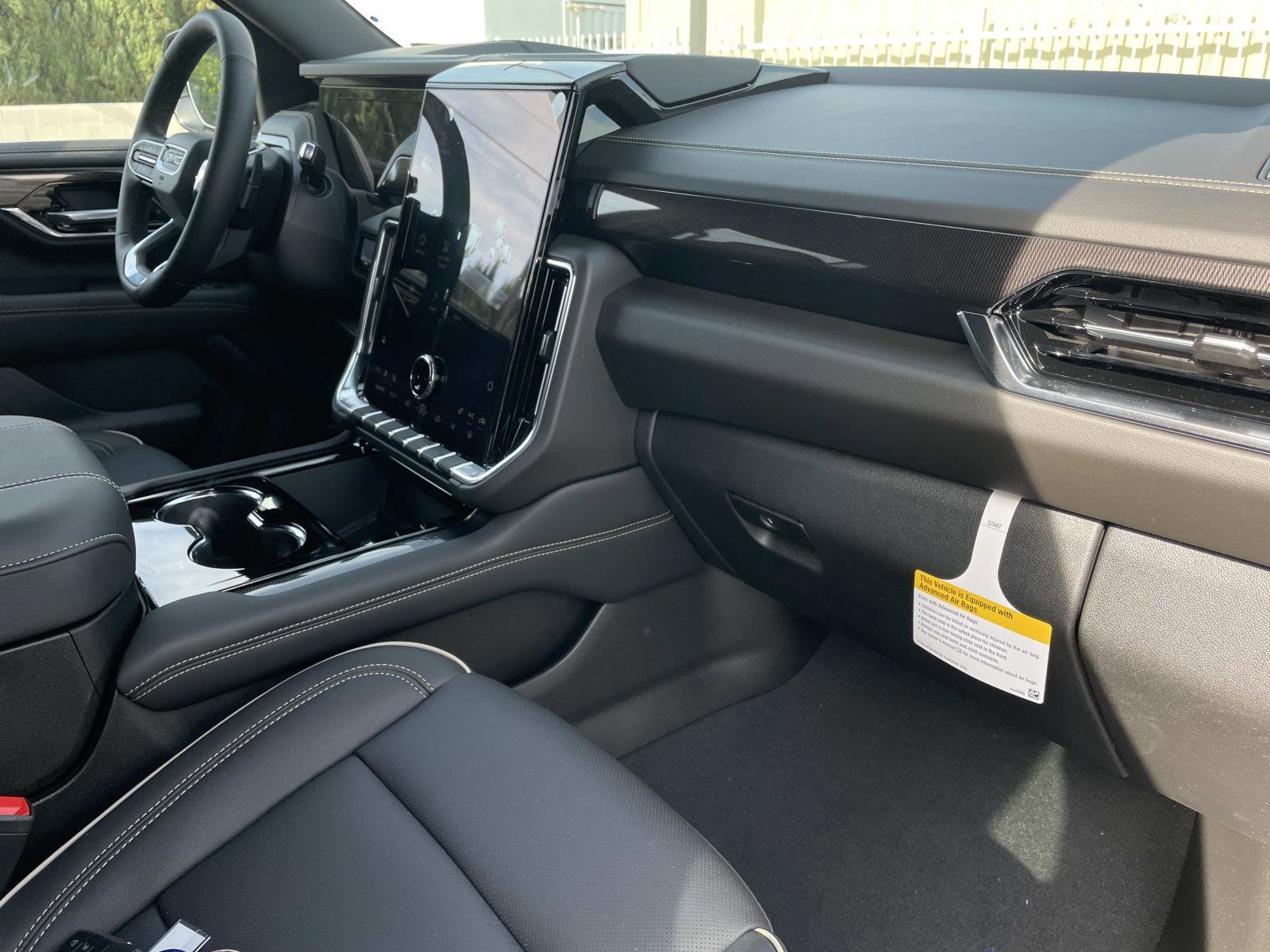 New 2026 GMC Yukon XL Elevation image 29