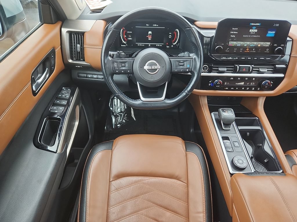 Used 2023 Nissan Pathfinder Platinum AWD/4WD image 12