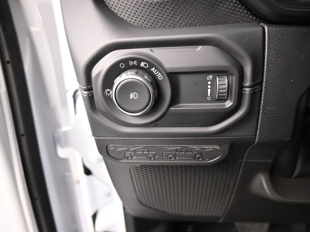 Used 2026 Jeep Wrangler Unlimited Rubicon image 24