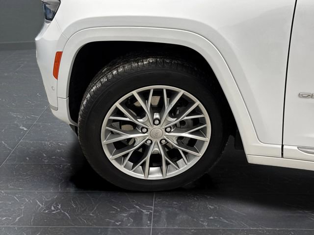 Used 2024 Jeep Grand Cherokee L Summit w/ Advanced Protech Group IV image 40