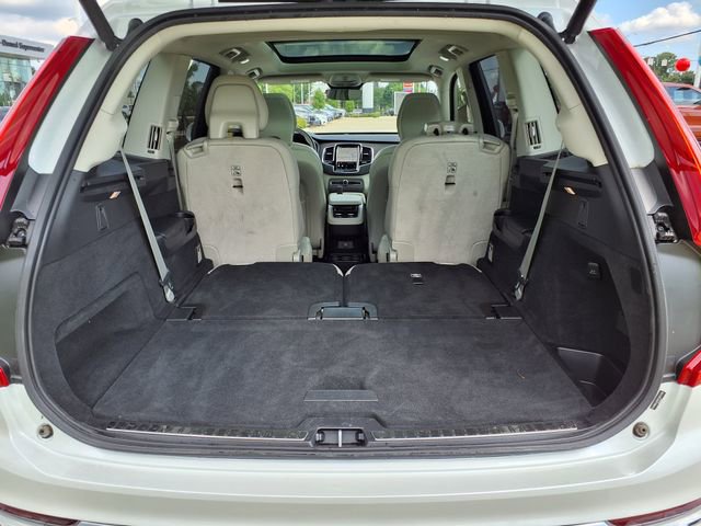 Used 2025 Volvo XC90 B6 Plus AWD/4WD image 12