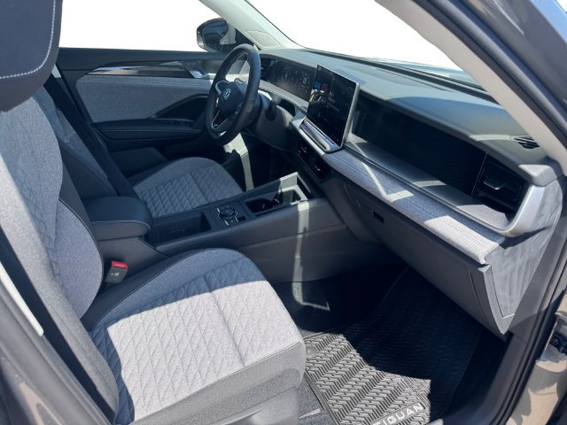 New 2026 Volkswagen Tiguan S FWD image 15