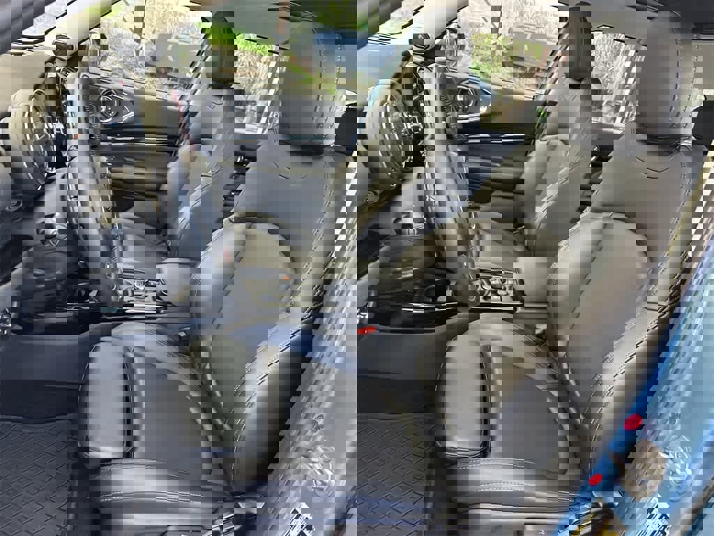 Used 2019 MINI Cooper Clubman S image 11