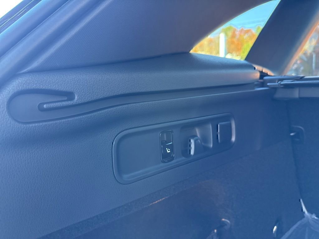 Certified 2026 Mercedes-Benz GLC 300 4MATIC image 28