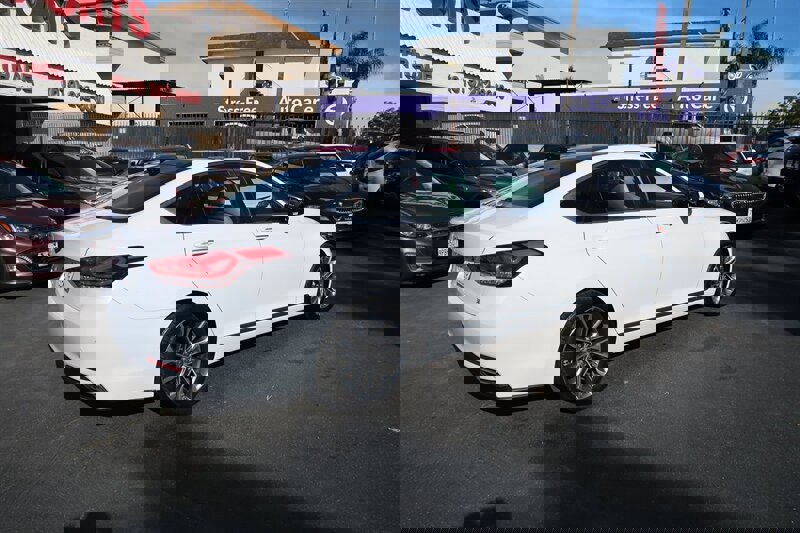 Used 2015 Hyundai Genesis 3.8 w/ Option Group 04 image 18